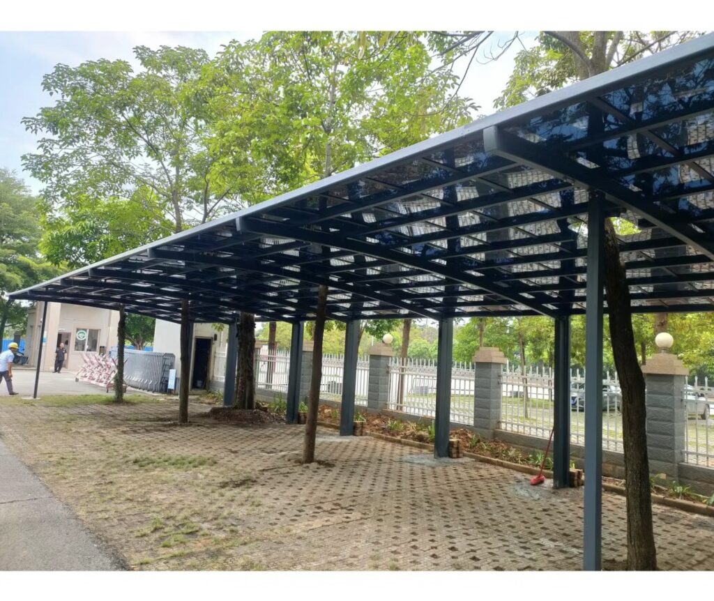 Mái che để xe khuôn viên công ty